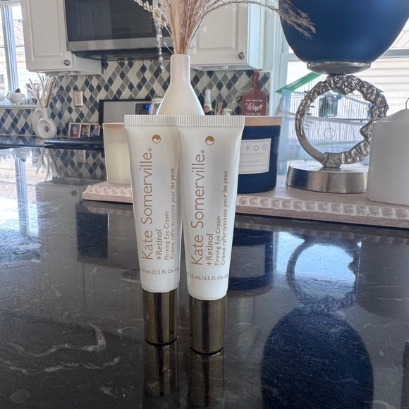 Kate Somerville Retinol Eye Cream - White and Gold